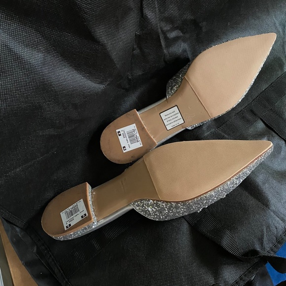 Dazzling Cinderella slippers. Miu Miu is the brand than never disappoints - Picture 4 of 10